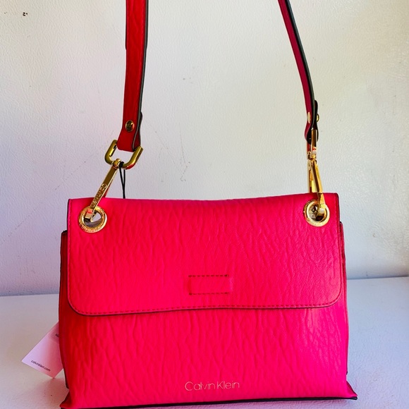 Calvin Klein purse - Picture 1 of 6